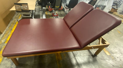 4'x 7' Treatment Table with Dual Adjustable Headrest (Pre-Owned)