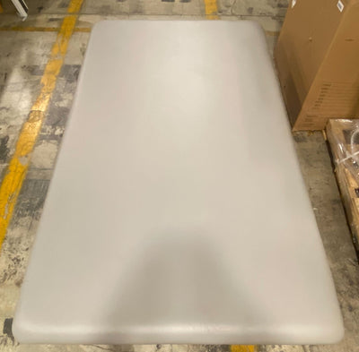 4' x 7' Treatment Table (Pre-Owned)