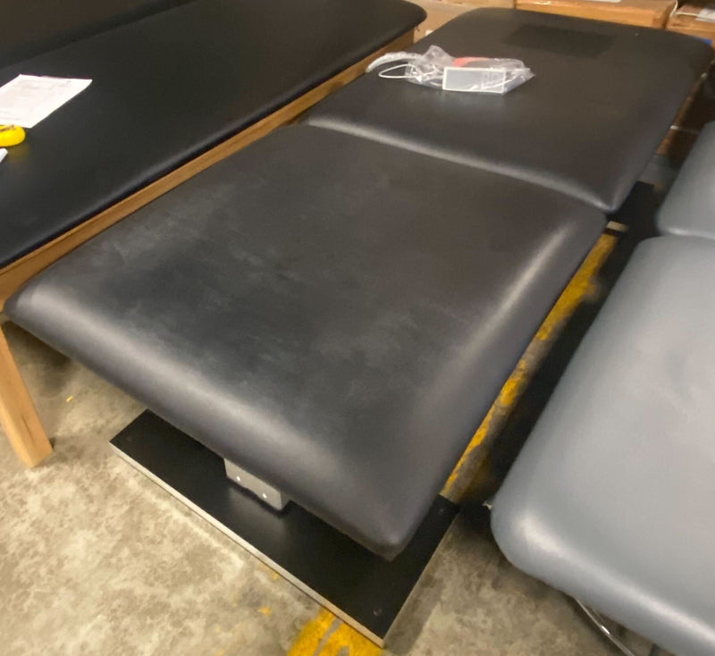 32" x 78" Electric Treatment Table (Pre-Owned)